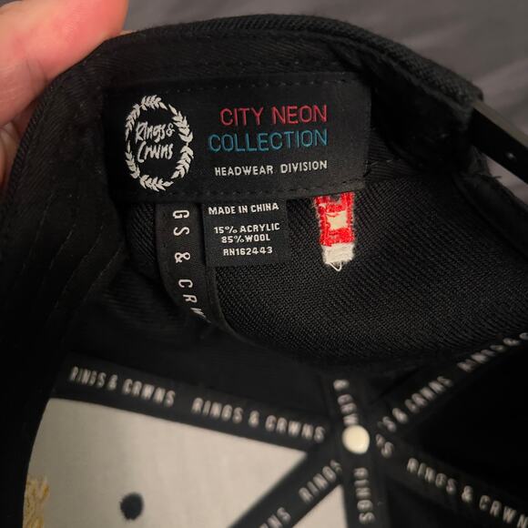 Rings & Crwns City Neon Collection Pittsburgh Steel City Snapback Hat Adjustable - Picture 6 of 7